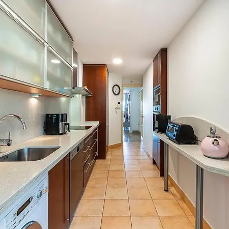 Wonderful With Panoramic Sea Views Marbella