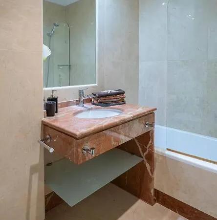 Wonderful With Panoramic Sea Views Marbella