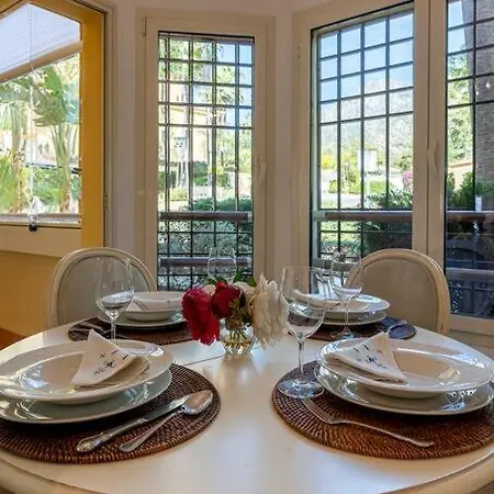 Wonderful With Panoramic Sea Views Apartment