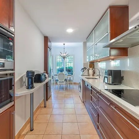 Apartment Wonderful With Panoramic Sea Views *